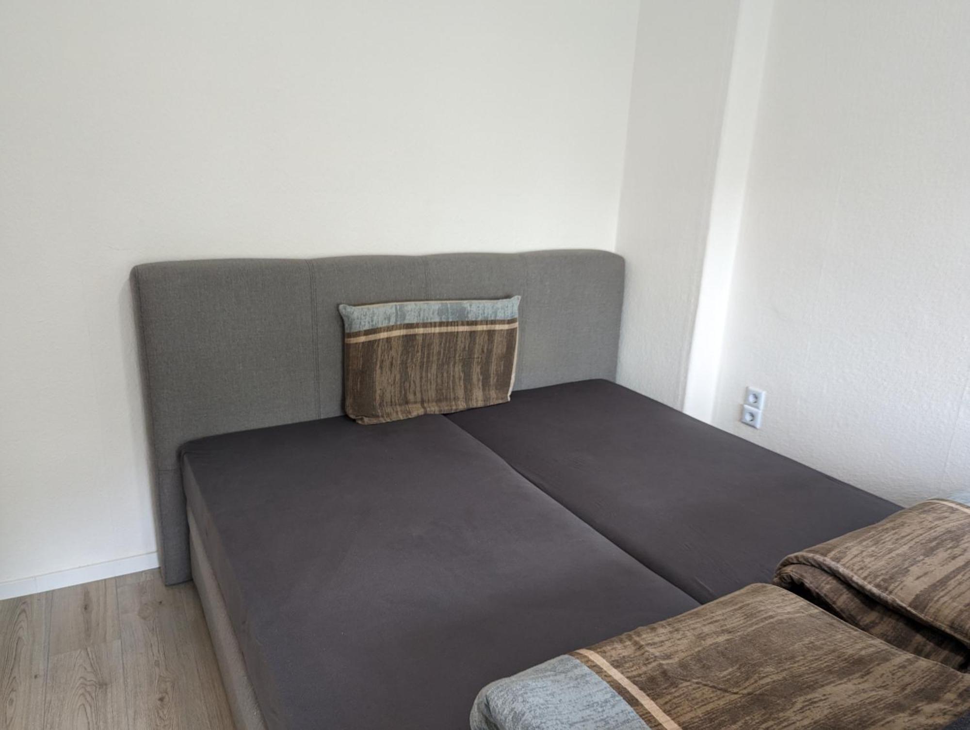 1 Apartamento *